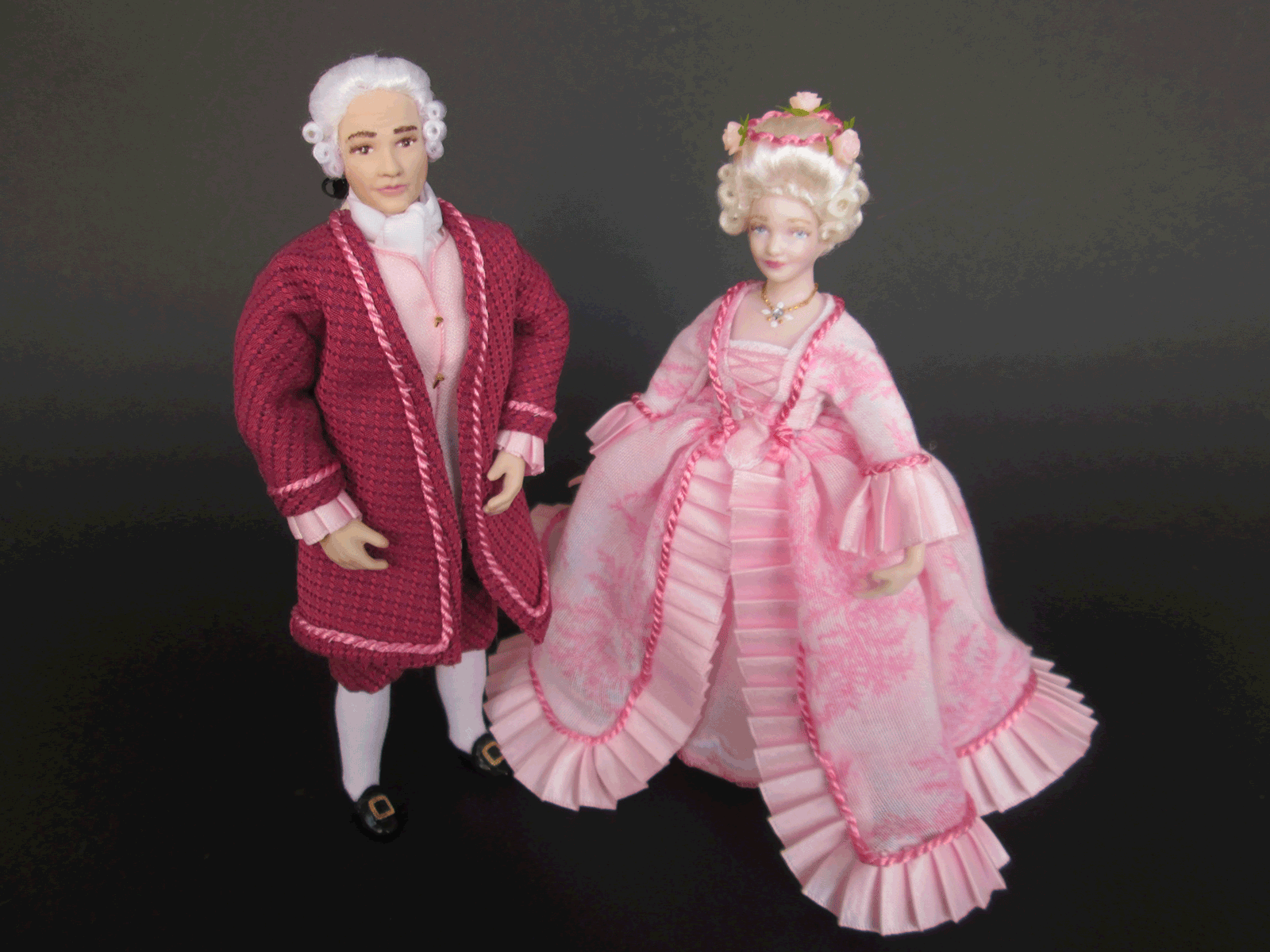 1_12th-scale-miniature-1700-doll-by-paol