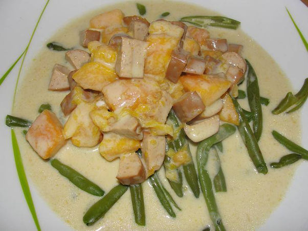 Mango-Kokos-Bohnen mit Räuchertofu