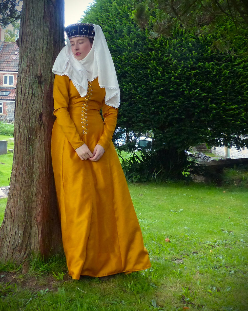 Thumbnail: Shunting Satin Front Laced Medieval Women's Kirtle Dress 14th Century Costume Av