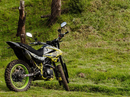 How to Stop Motorcycle Vibrations at High Speed: Real Causes Explained