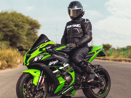 Exploring the 2024 Kawasaki Ninja 400
