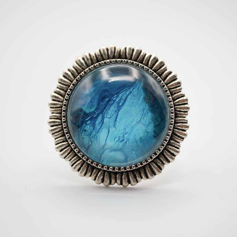 Thumbnail: Embellished Round Ring