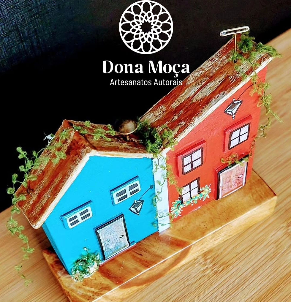 Miniatura: DUPLA MINI CASINHAS COM PLANTA TREPADEIRA