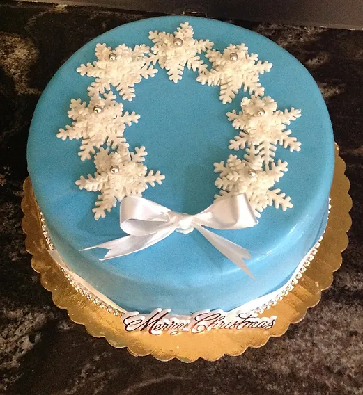 8c. Snowflake Wreath