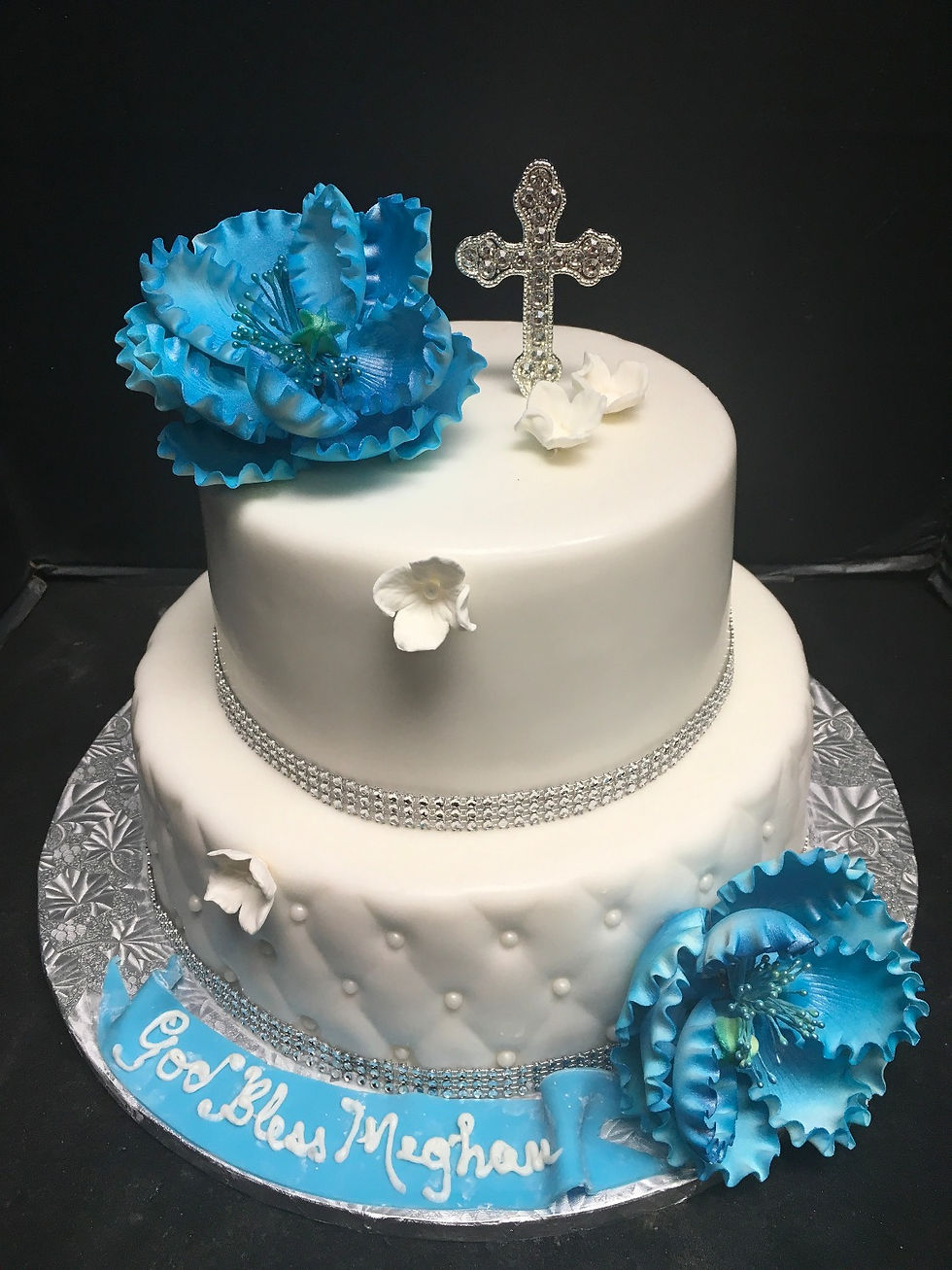 13b Blue Flowers & Quilting Cake