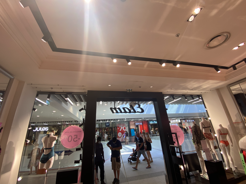 Dépannage rideau métallique Etam Montpellier