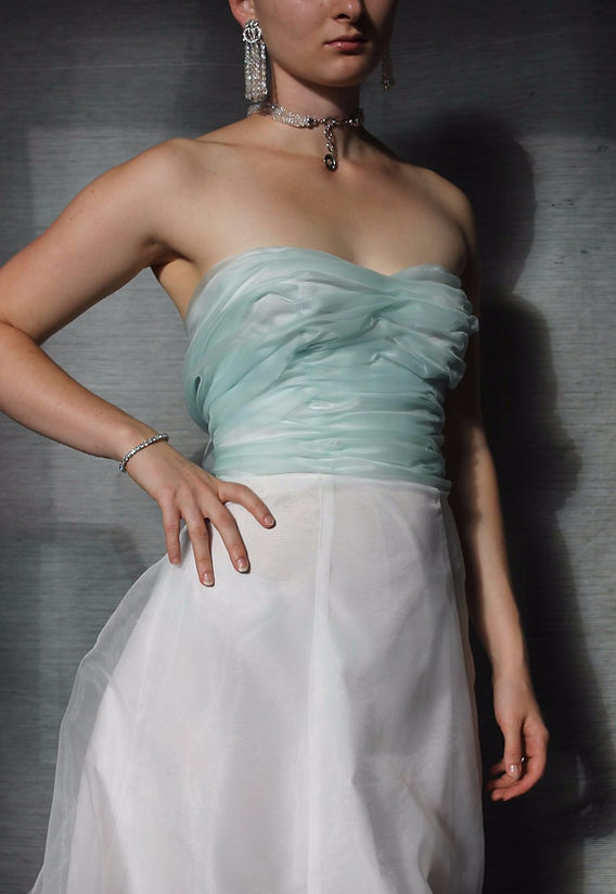 Was tragt ihr unter dem brautkleid clearance