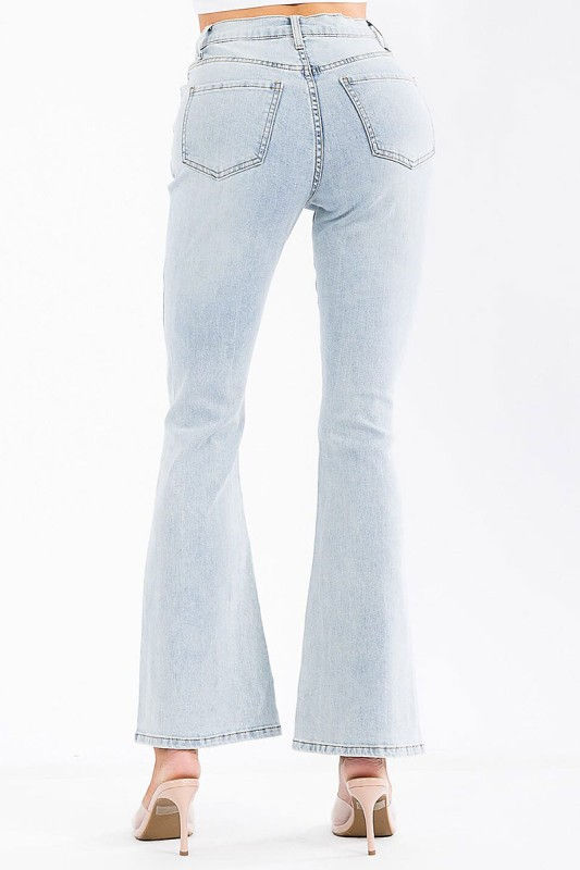 Thumbnail: When I Look At You Denim