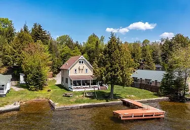 Fourth Lake - Lakehouse Lodge