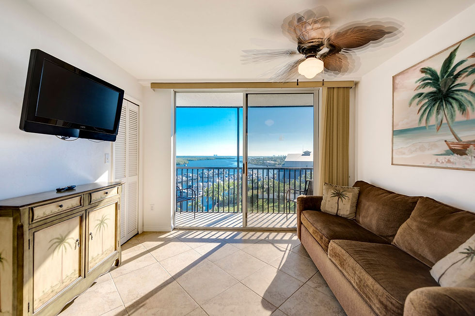 Den / Balcony 2