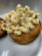 SMOKED PEPPER GOUDA MAC N CHEESE