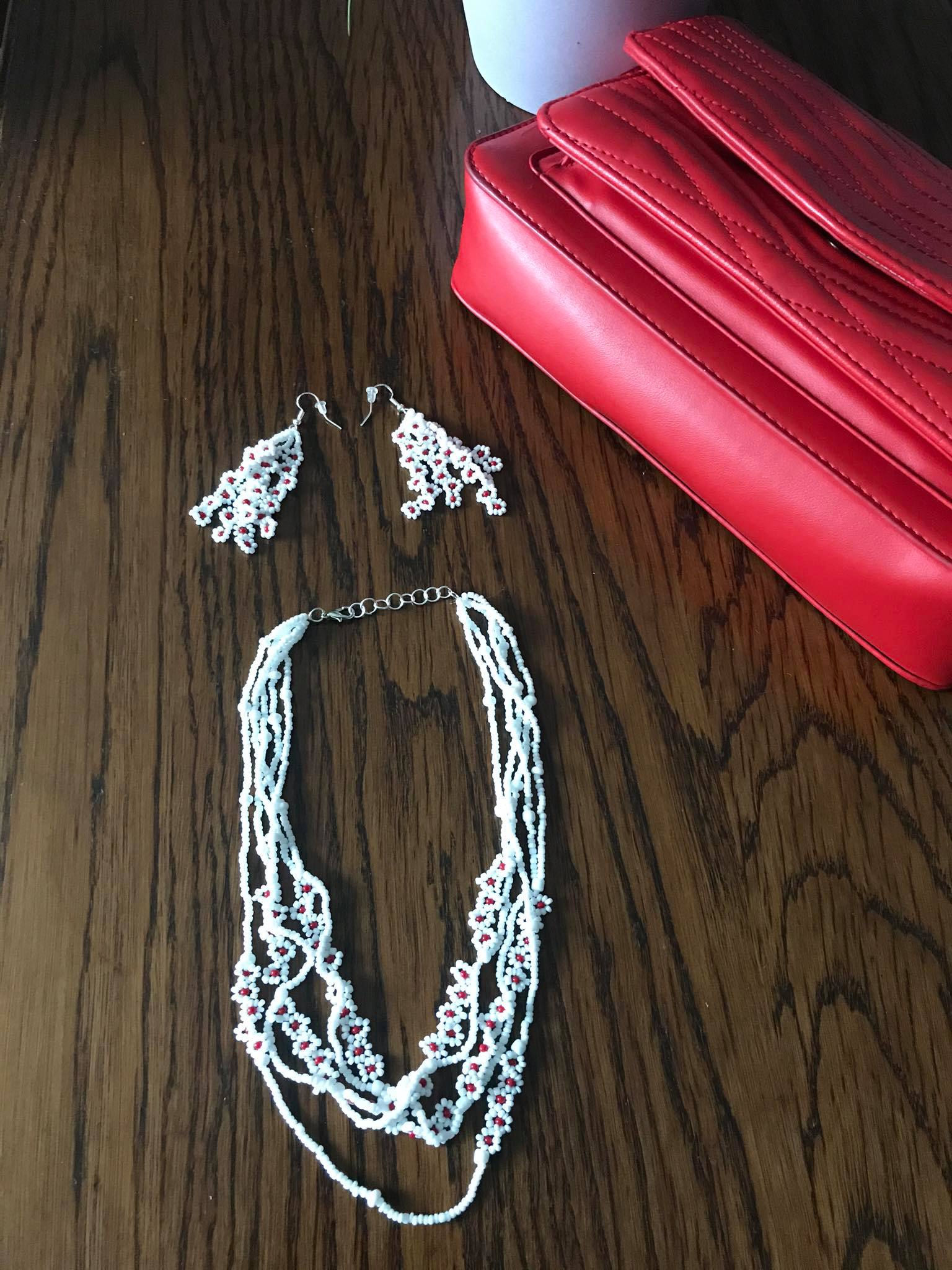 Màtka traditional white-red necklace for her, folk style, handmade miyuki fo
