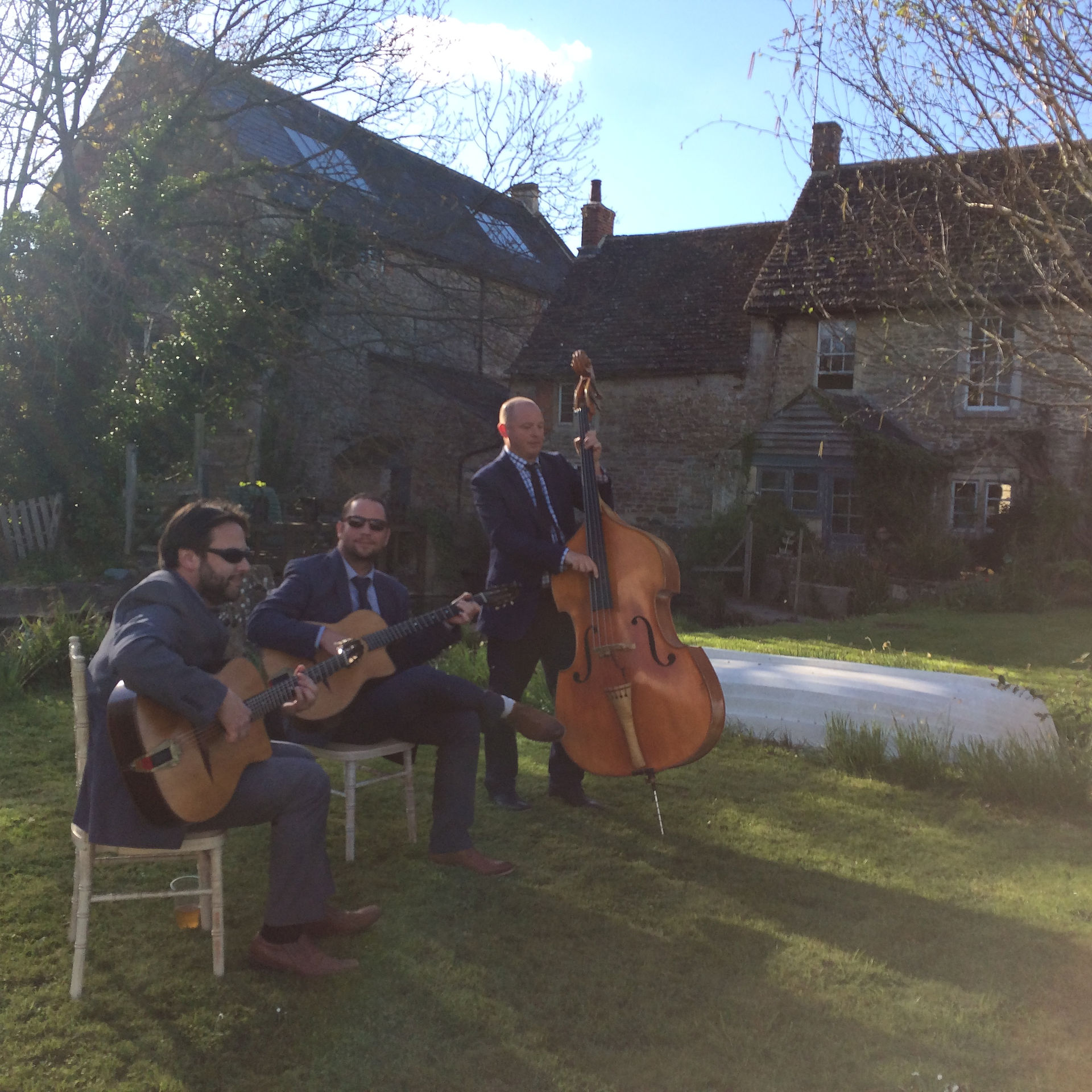 Jonny Hepbir Gypsy Jazz Trio