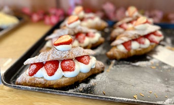 strawberry filled croissants