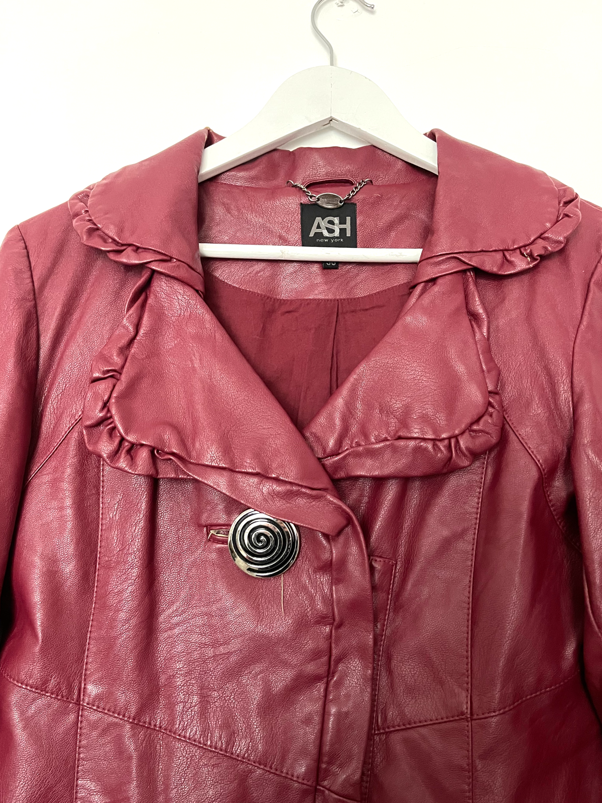 Chaqueta Ash Negro - Calce Regular - Compra Ahora | Dafiti Chile