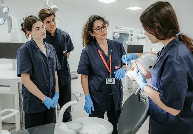universite-malaga-dentaire.webp