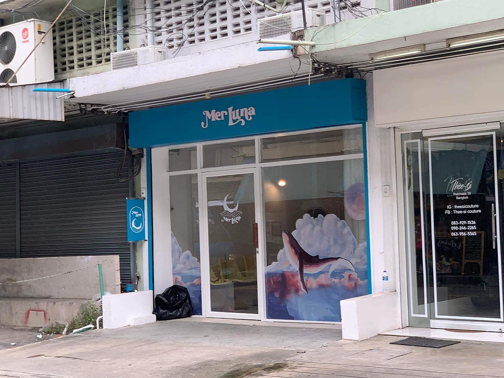 ป้ายสไตล์มินิมอลตกแต่งร้าน Mer Luna