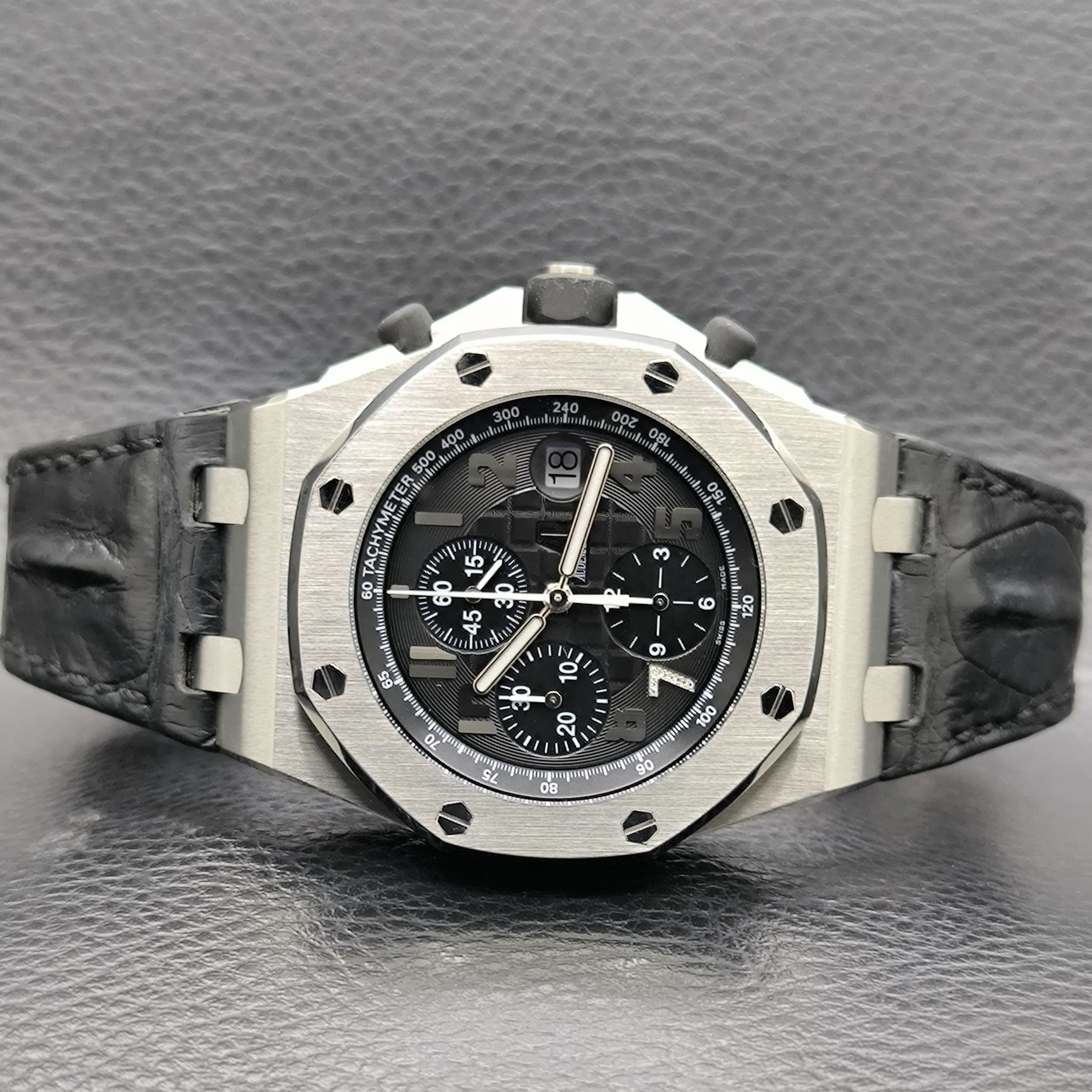 Royal Oak Offshore Ginza 42mm view 3