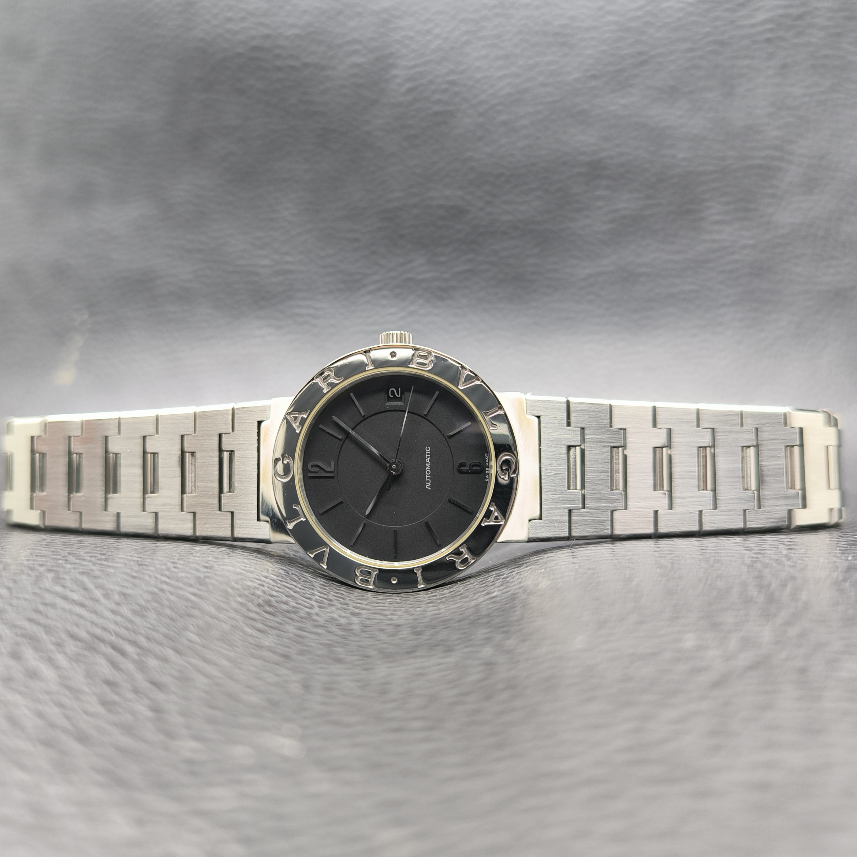 BVLGARI 33mm view 3
