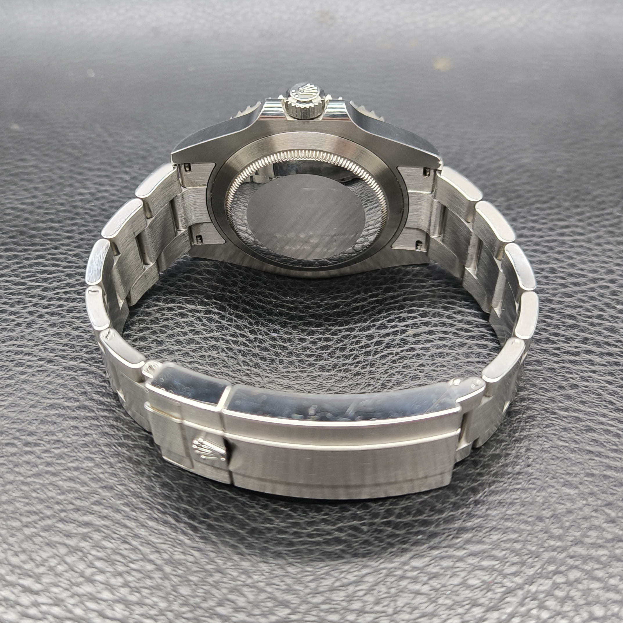 Submariner Date  40mm view 2