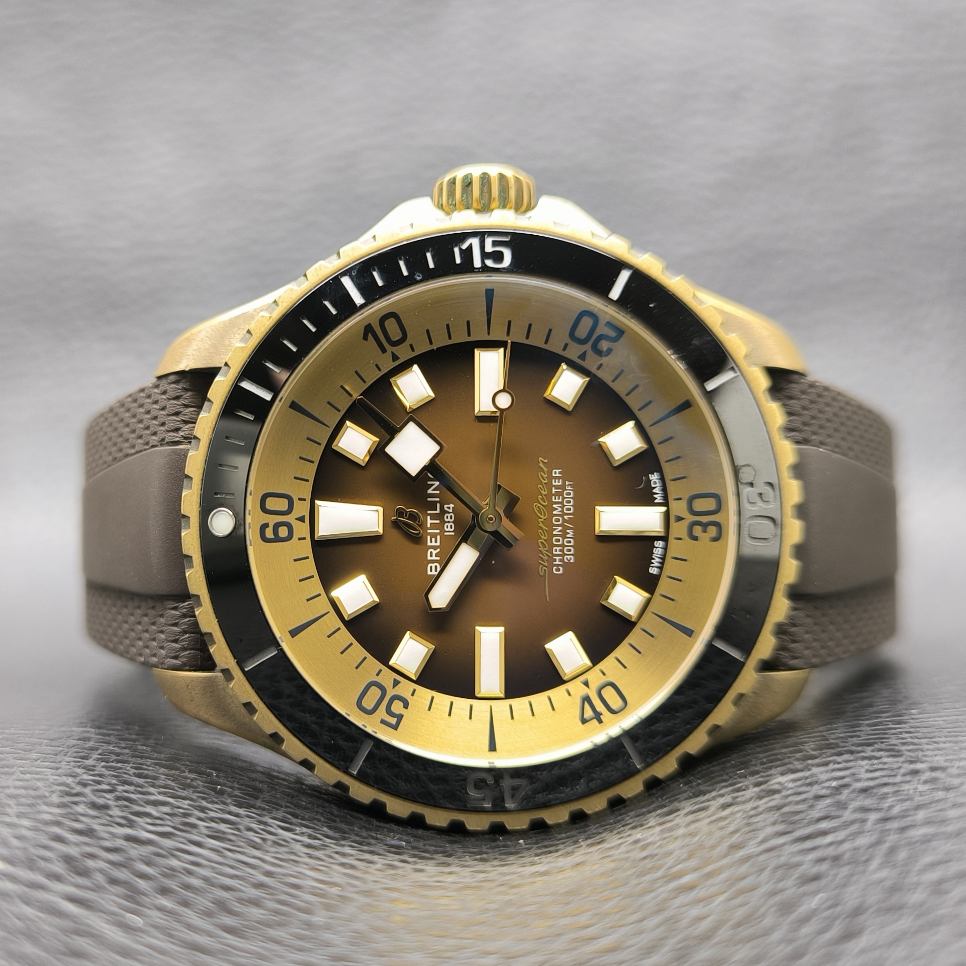 Superocean 44mm view 3