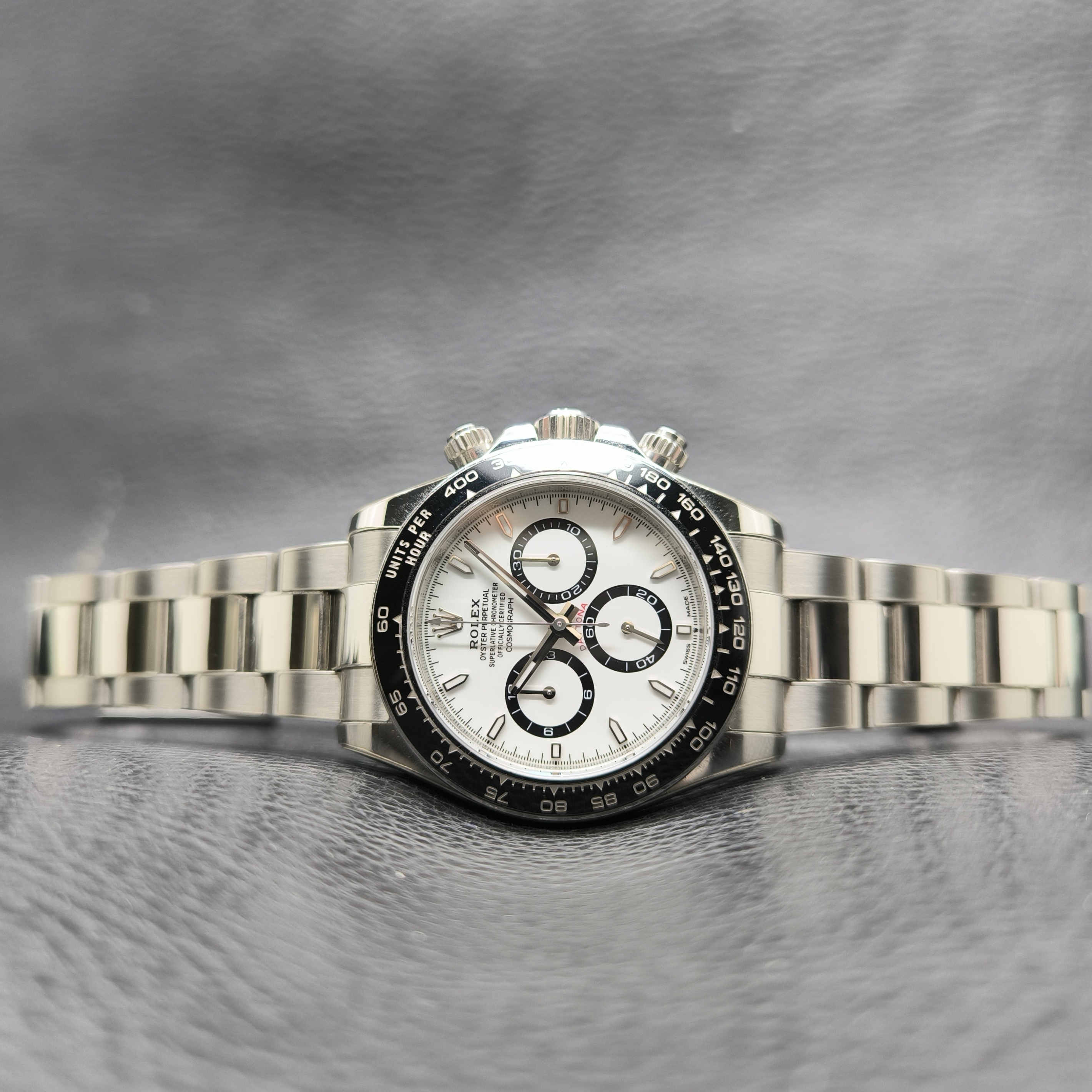 Daytona 40mm view 3