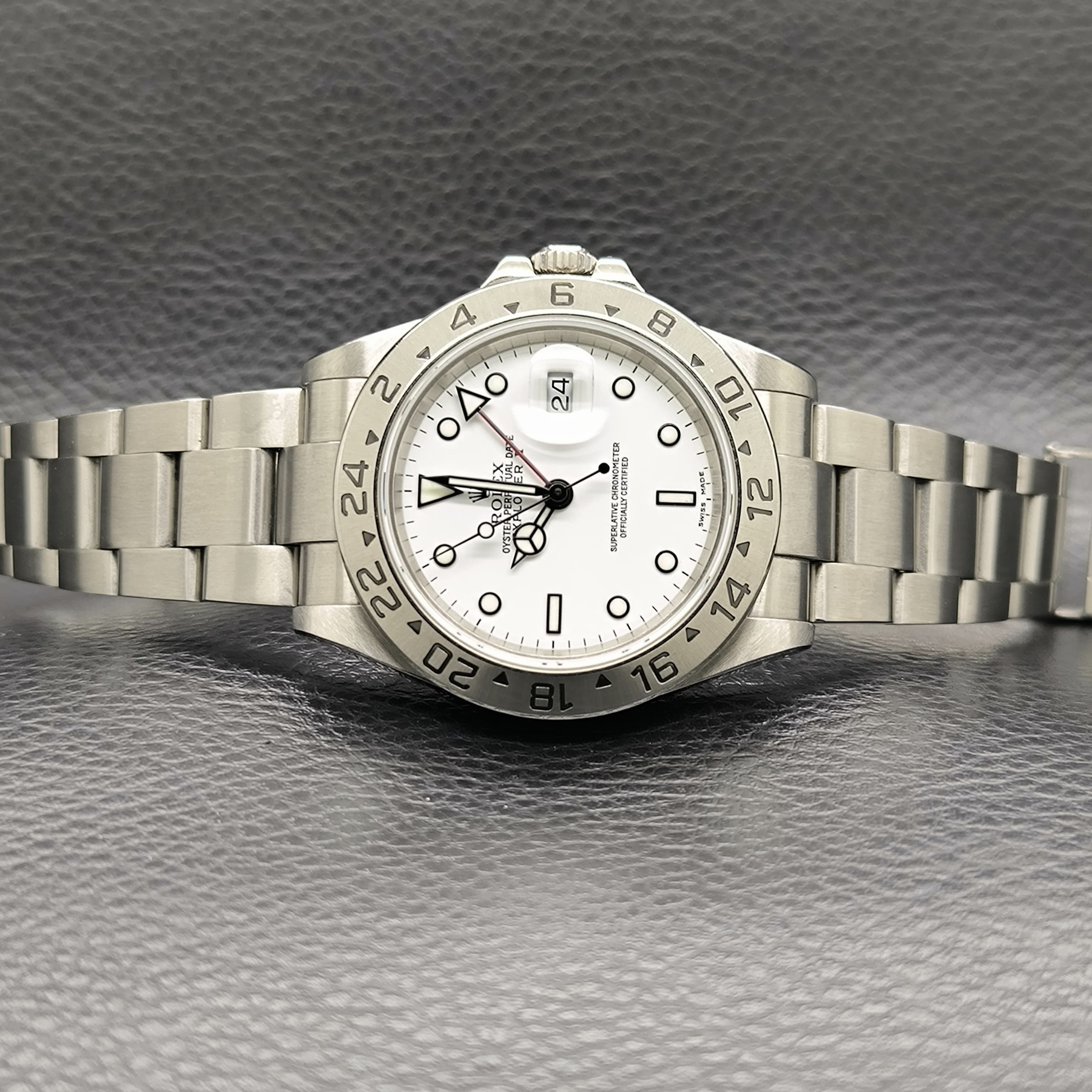 Explorer II Polar 40mm view 3