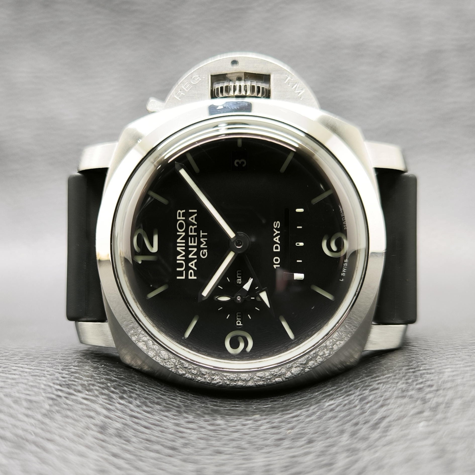 Luminor 1950 10Days GMT 44mm