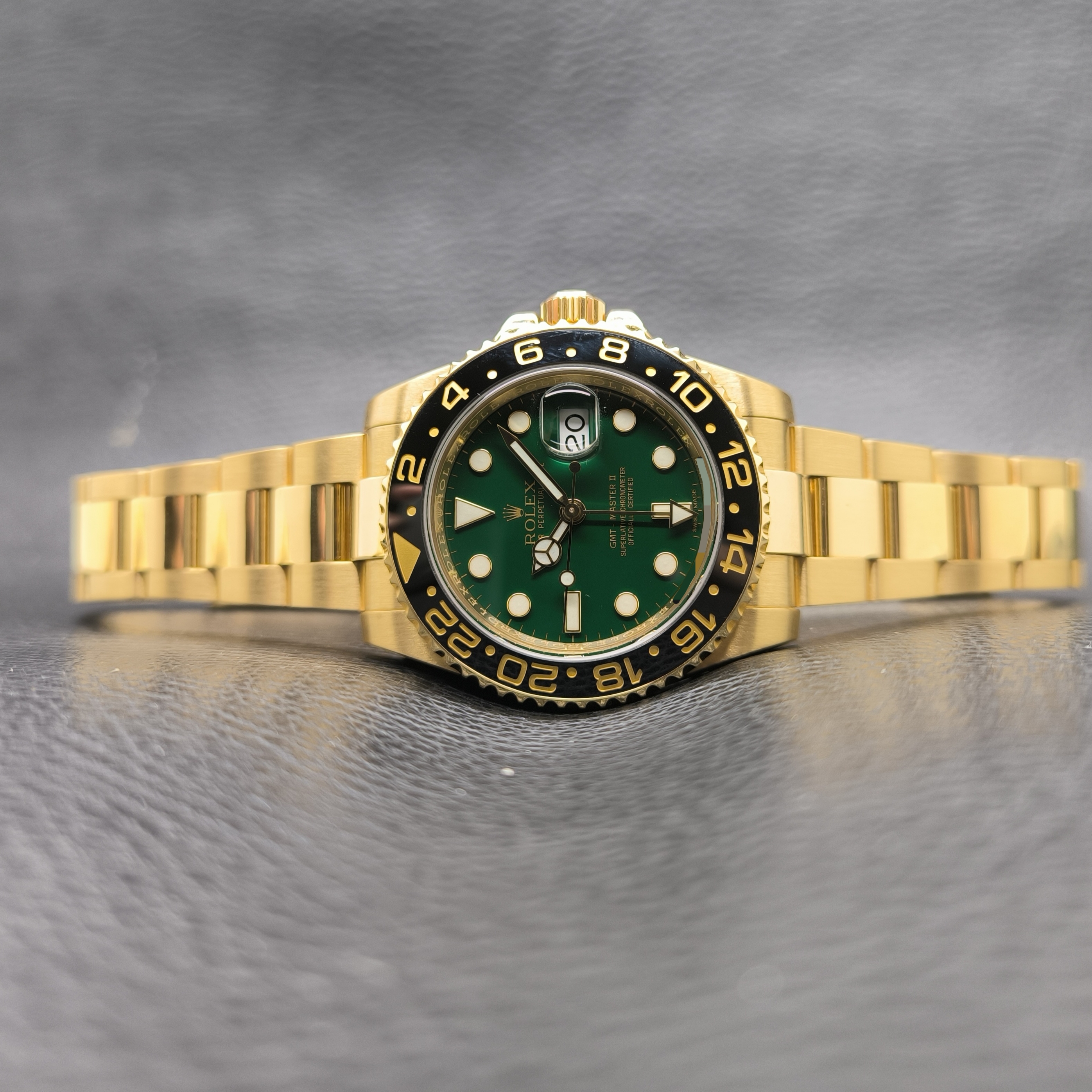 GMT-Master II 40mm view 4