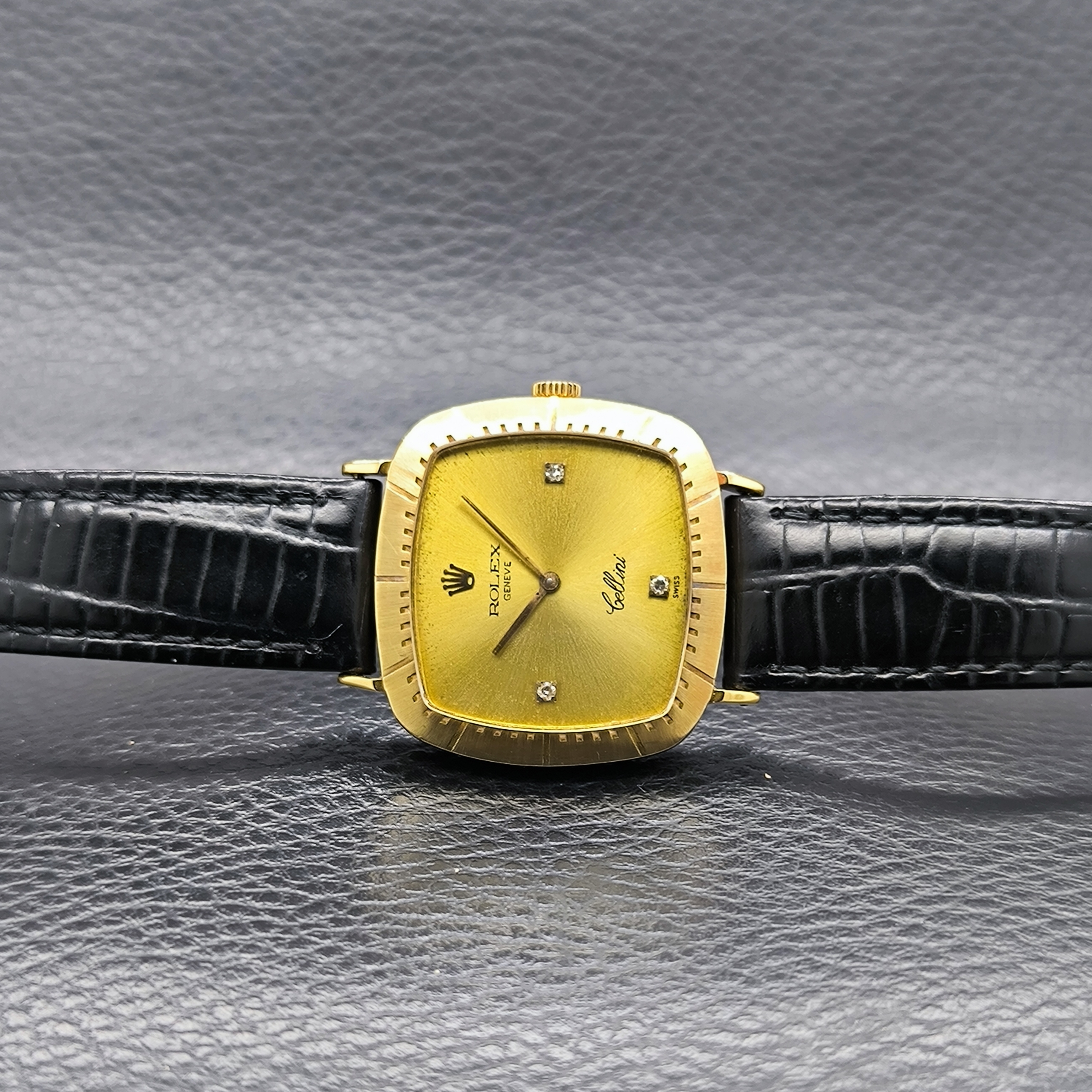 Cellini 31mm view 3