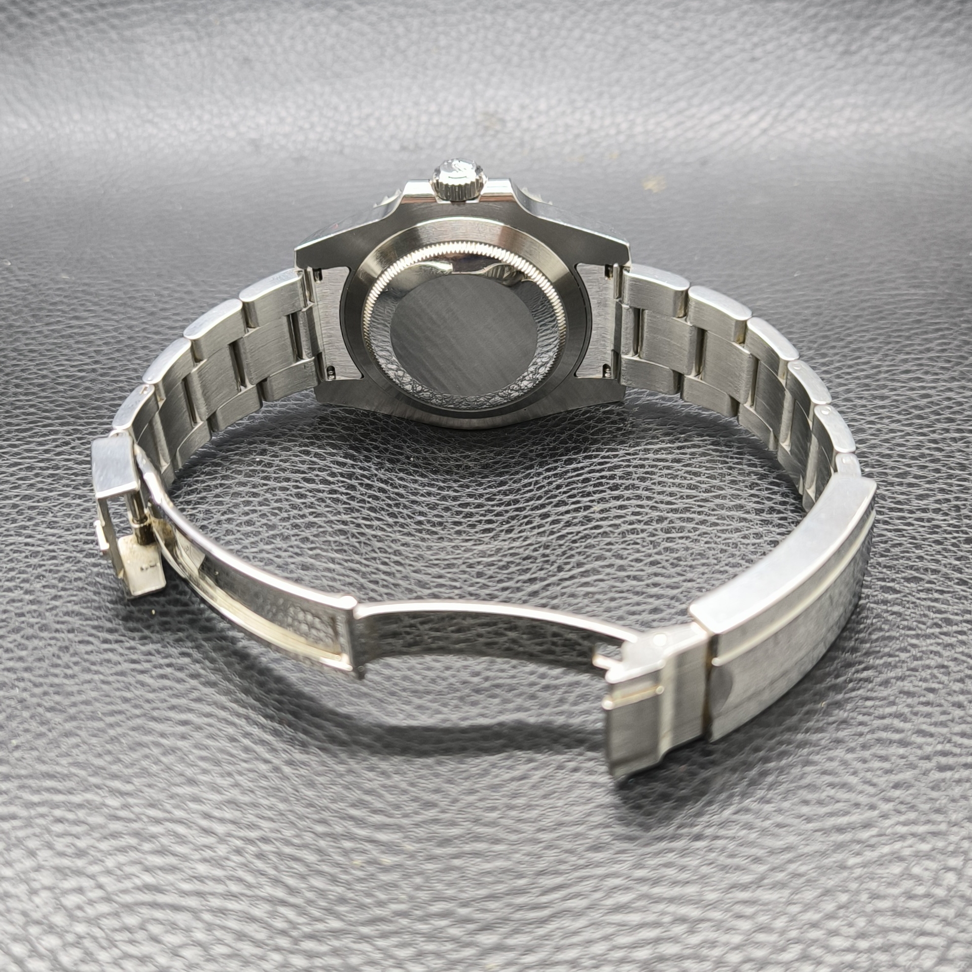 Submariner Date 40mm view 4