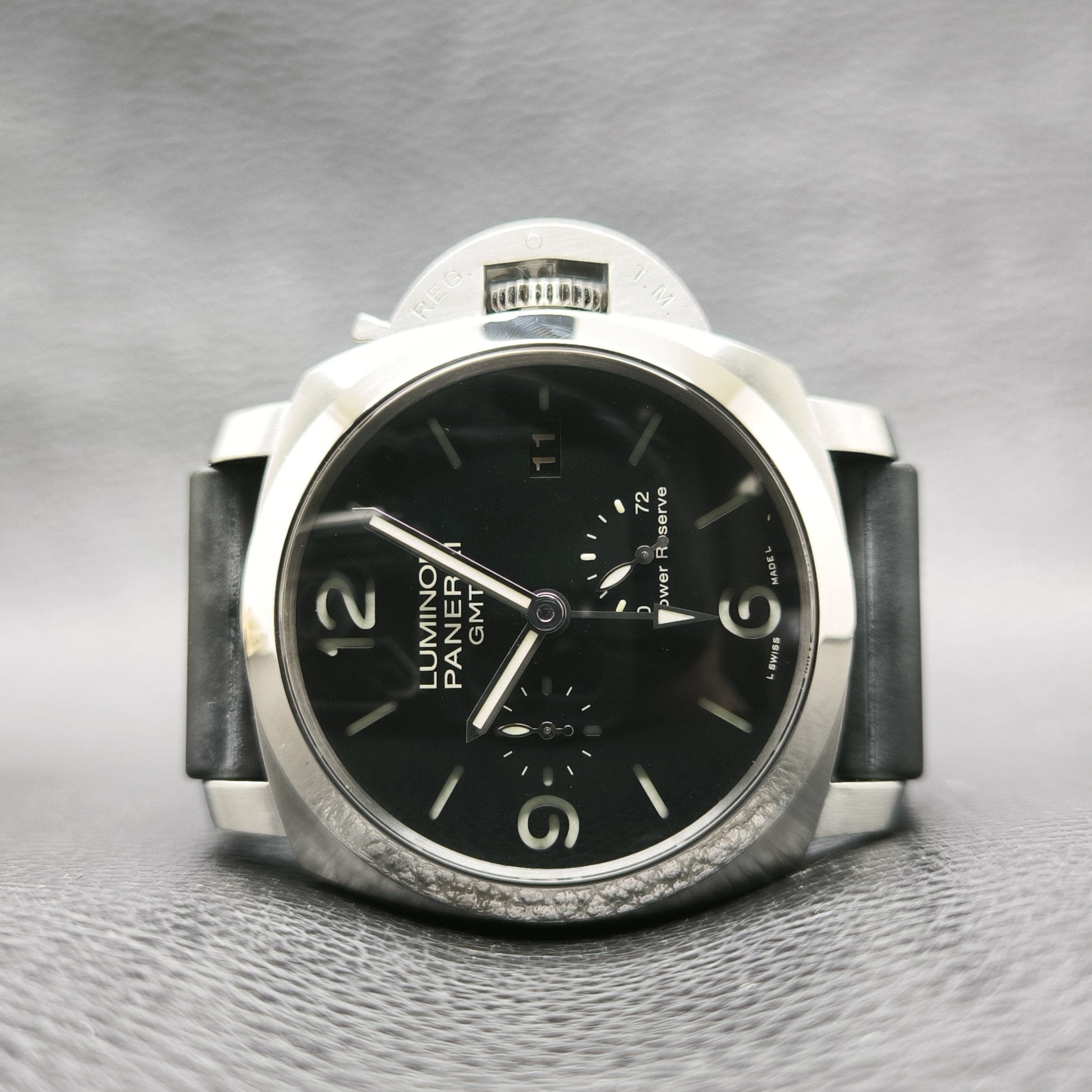 Luminor 1950 3 Days GMT 44mm