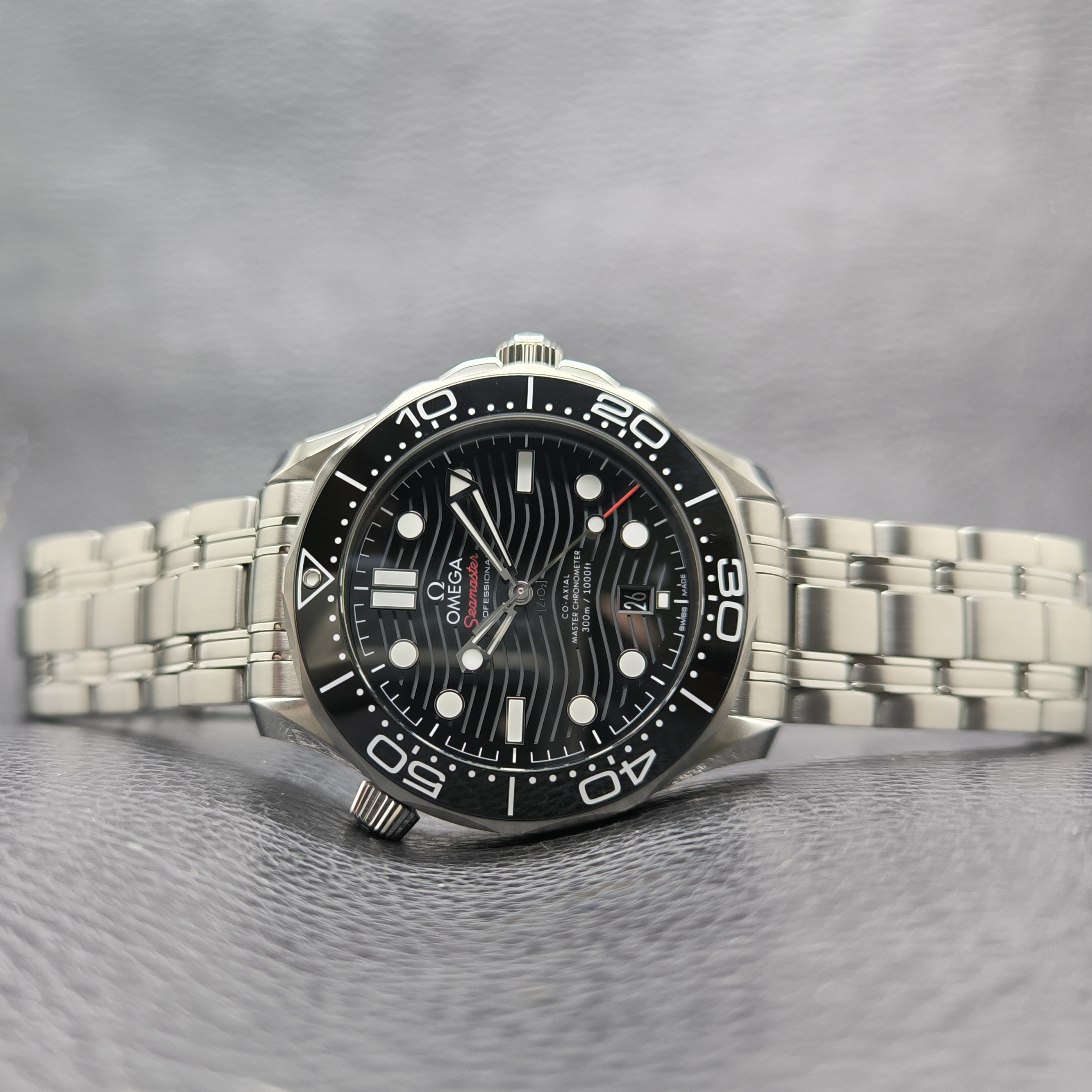 Seamaster Diver 300M view 3