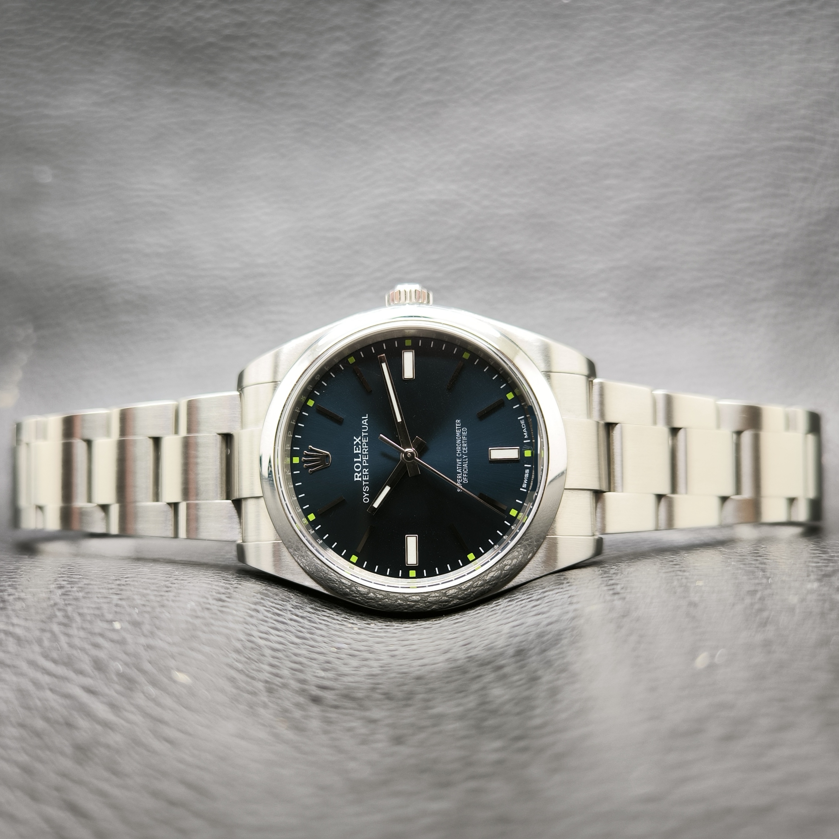 Oyster Perpetual 39mm view 3