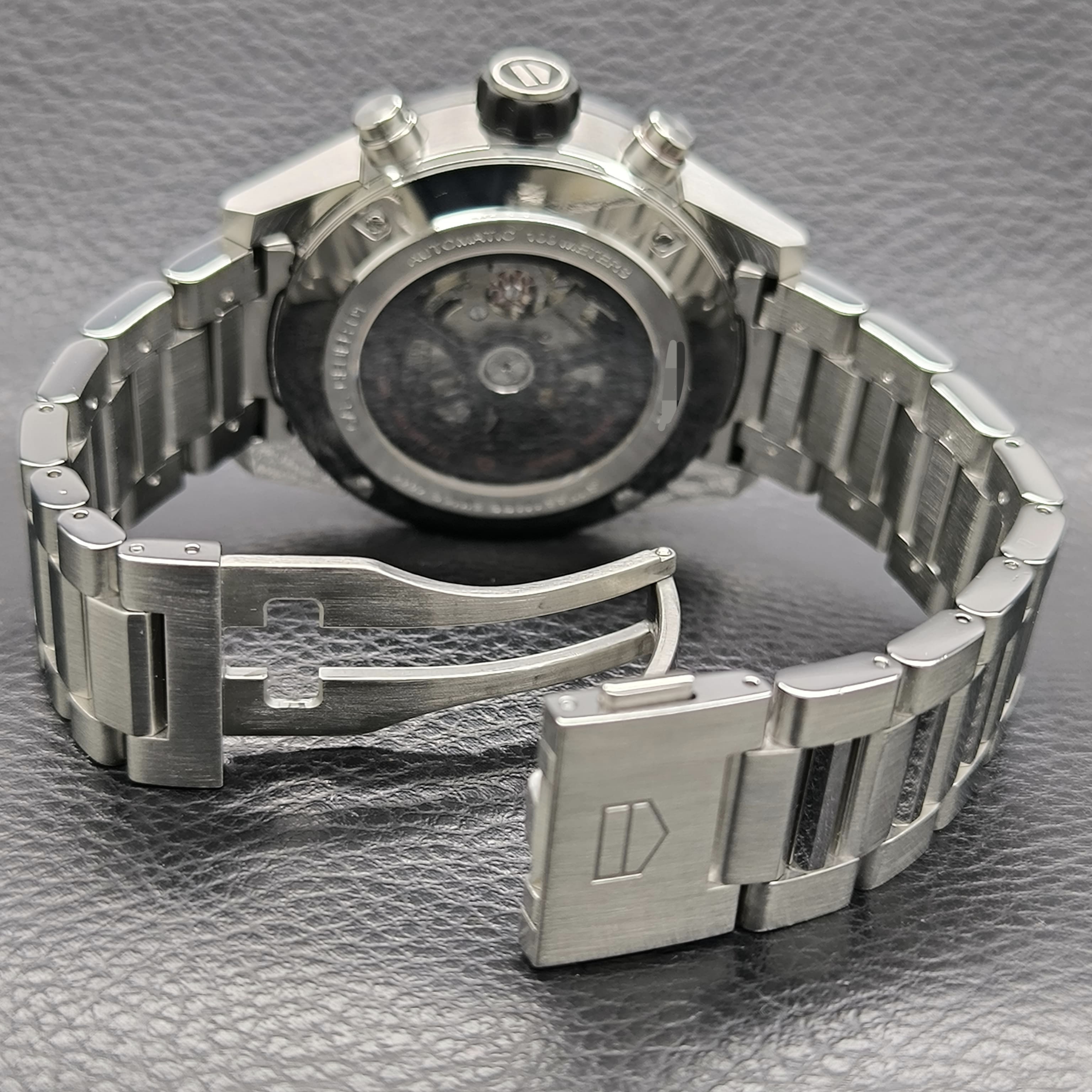 Carrera Heuer 01 43mm view 4