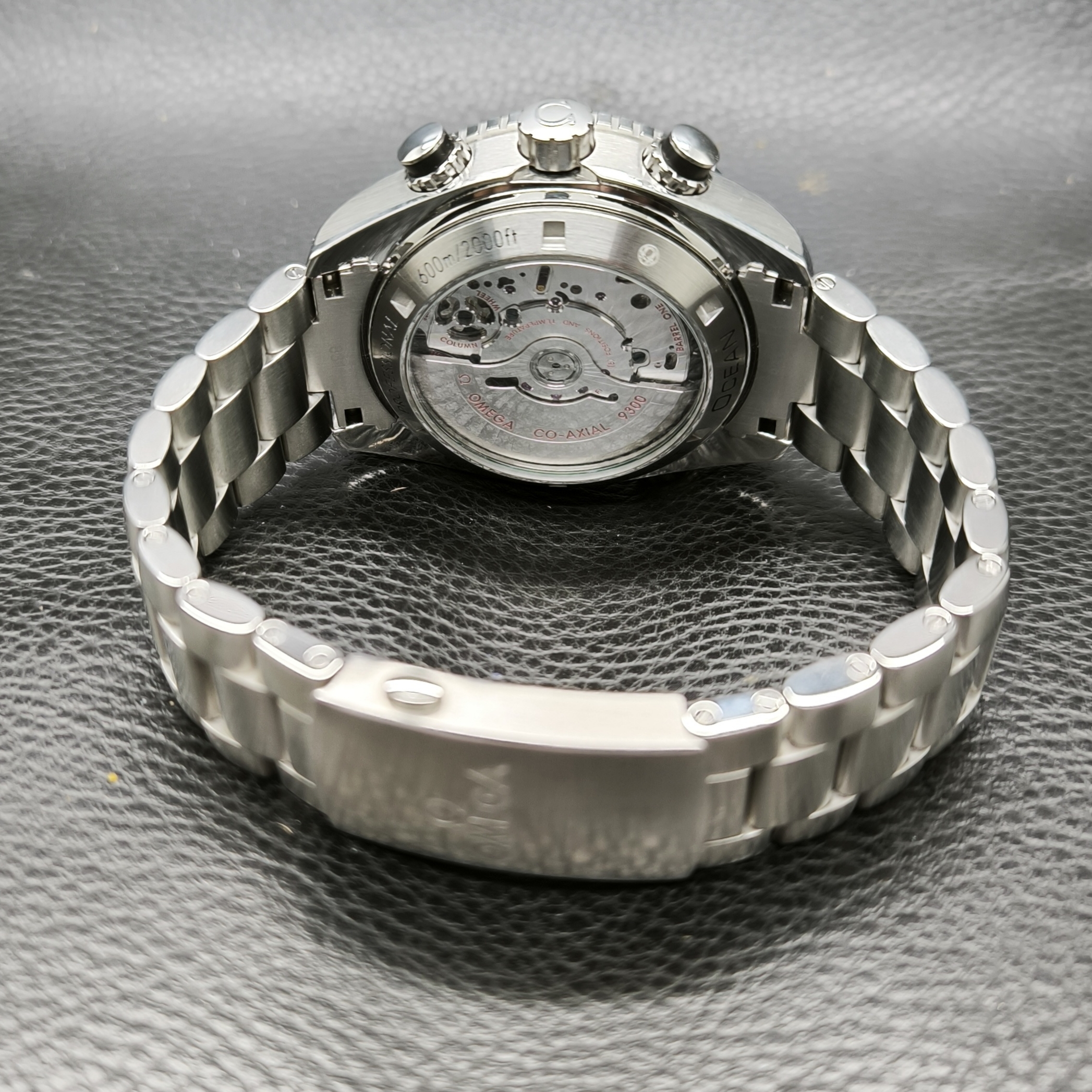 Seamaster Planet Ocean 45mm view 2