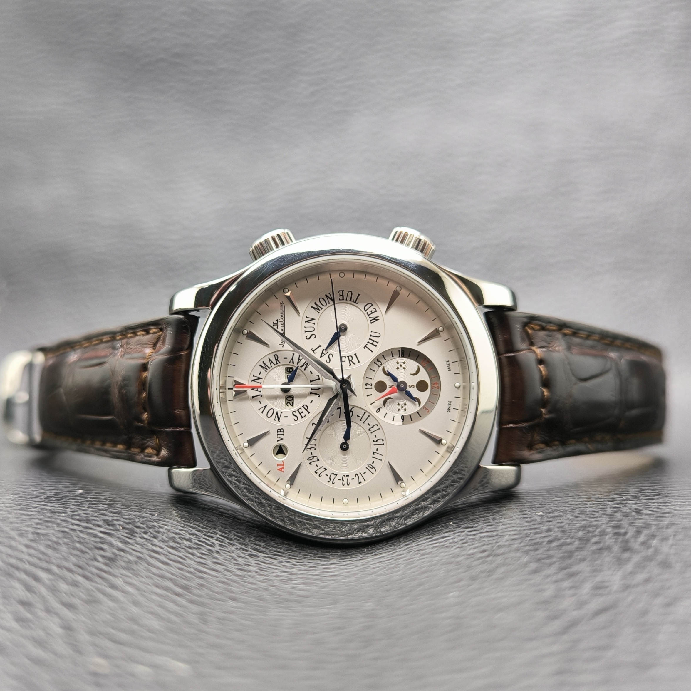 Master Grand Reveil 43mm view 3