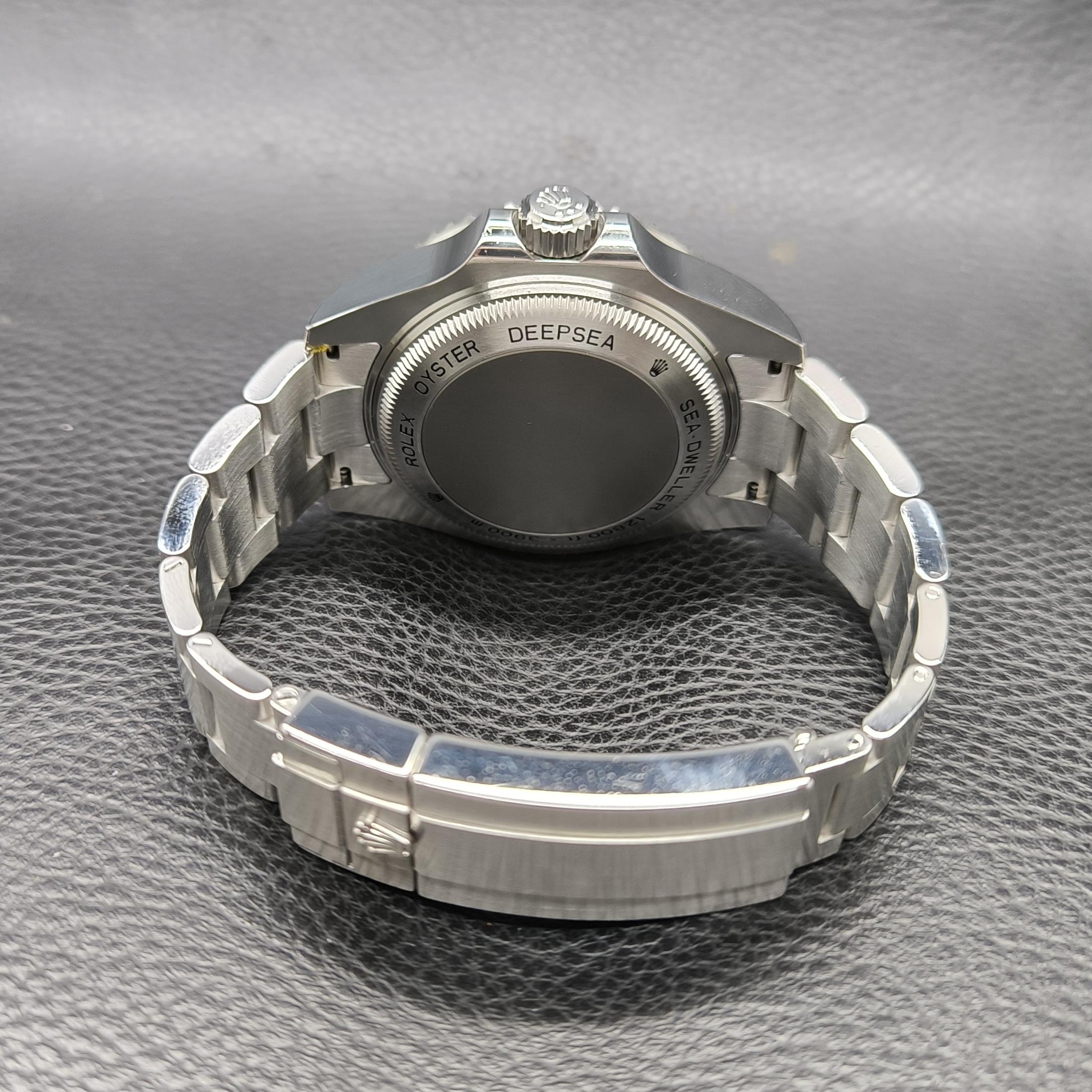 Sea-Dweller Deepsea 44mm view 2