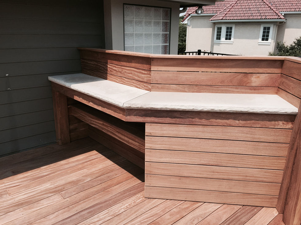 Alvamar_Lake_Pool_Deck_Bar.jpg