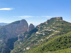 El impresionante salto del Roldán en la sierra de Guara. Jvelillagil, CC BY-SA 4.0 via wikimedia commons