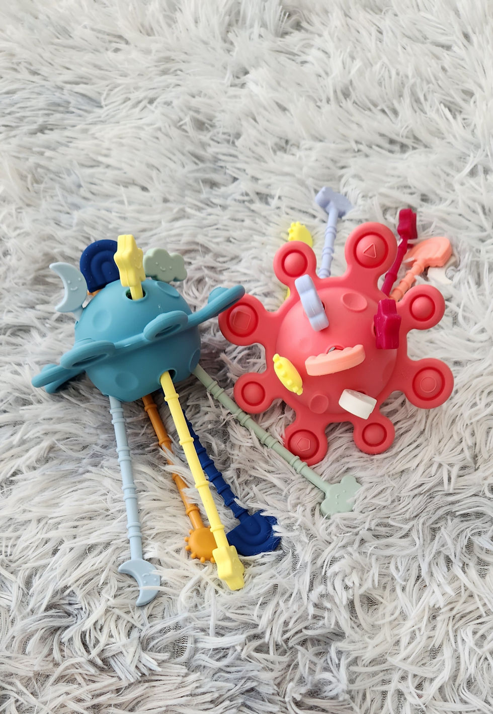 Thumbnail: Silicone Pull Activity Toy