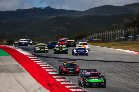 DANIEL TEIXEIRA CONFIRMS PERFECTION IN GTC AND TOURING CARS