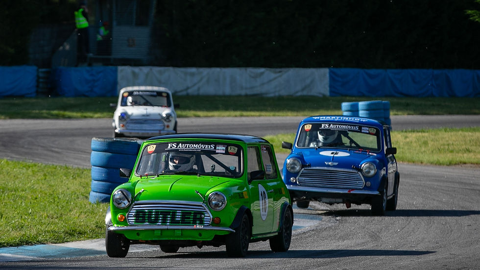 Ganha um lugar de piloto no Troféu MINI com tudo pago!
