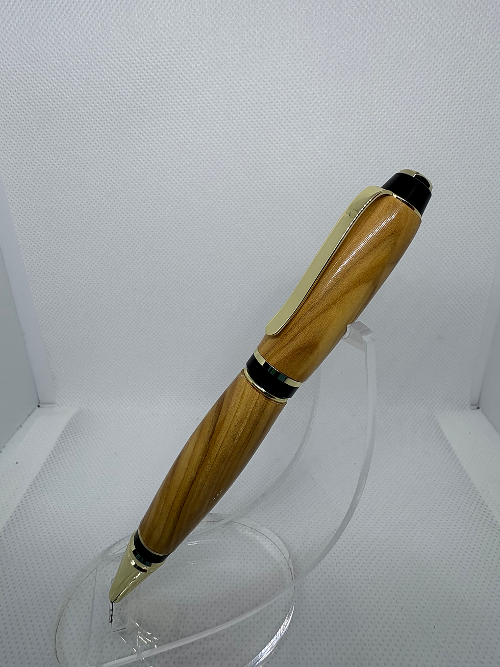 Cuban-style Bethlehem Olivewood Pen