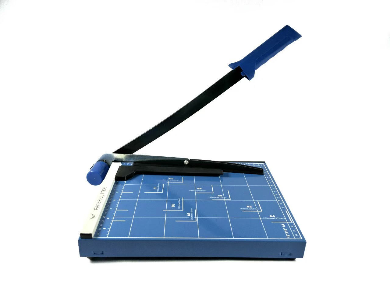 แท่นตัดกระดาษฐานเหล็ก A4 No.8002