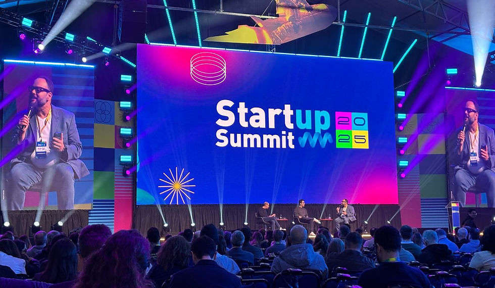 Palestra ‘O Fim do SaaS como Conhecemos? A Ascensão dos Agentes de IA’ com Guilherme Horn (WhatsApp), Rodrigo Nader (Langflow) e Amure Pinho (Investidores.vc). Foto de: Giulia Frazão/Startups