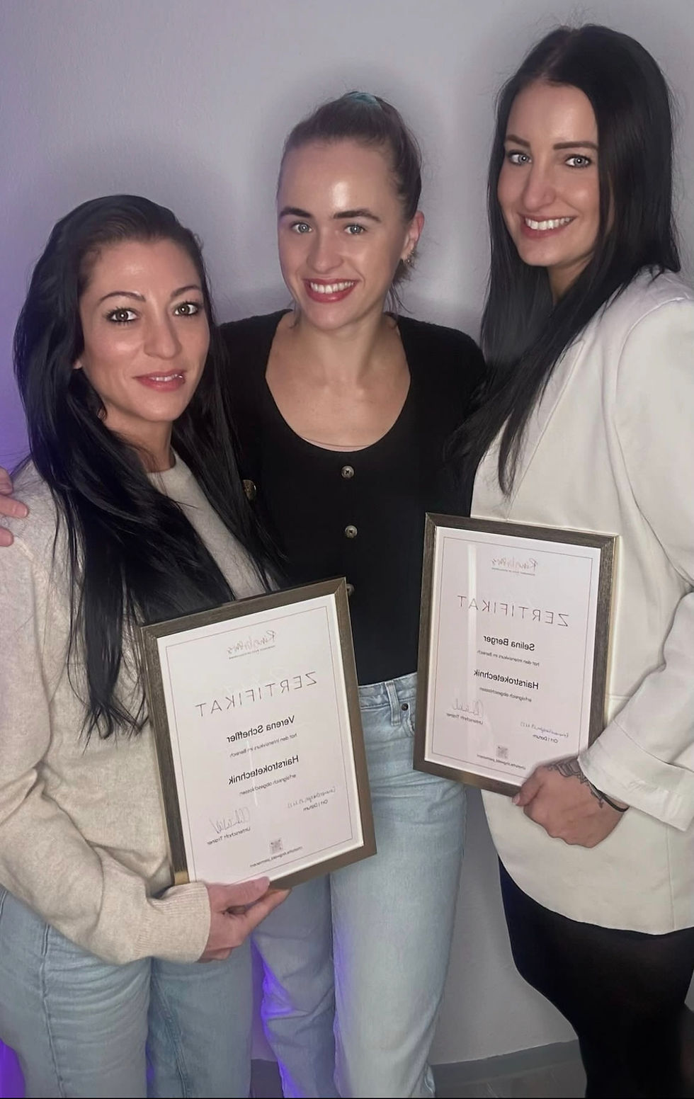 Perfektionstraining Hairstroke-Technik bei Charlotte Ringwald