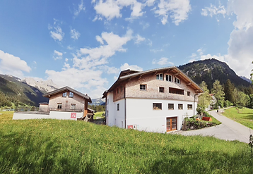 Ansicht Braitos Seaside Lodges und Suites.jpg