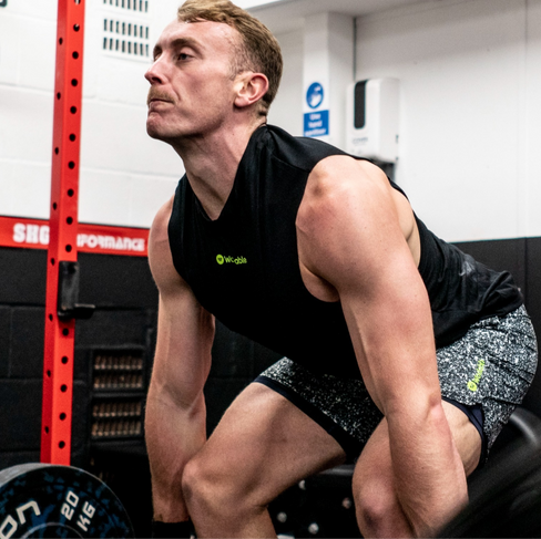 Hybrid athlete lifting during endurance training