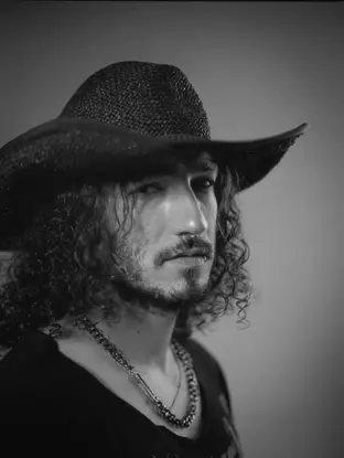 Jim “Russo” Núñez